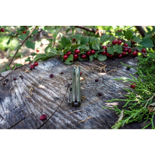 Складаний ніж Ruike Hussar Р121